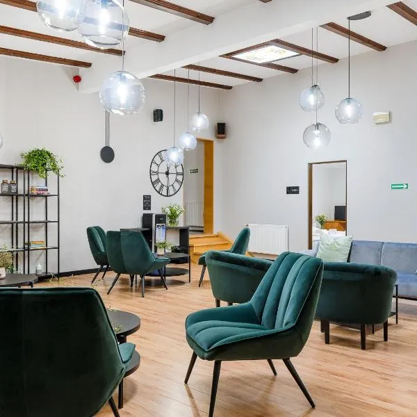 Sukiennice Hotel, hotel in Chojnice