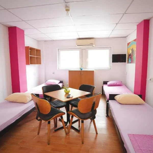 HILJADNIKOV Apartments, hotel v destinaci Štip