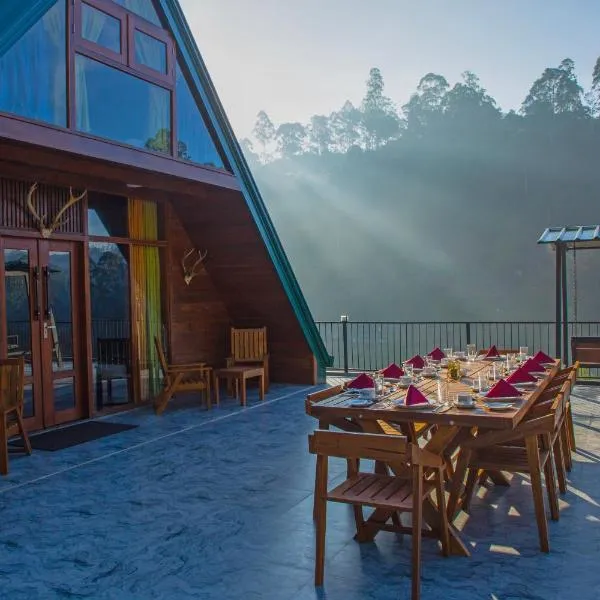 Top Mountain Resort, hotel v destinaci Diyatalawa