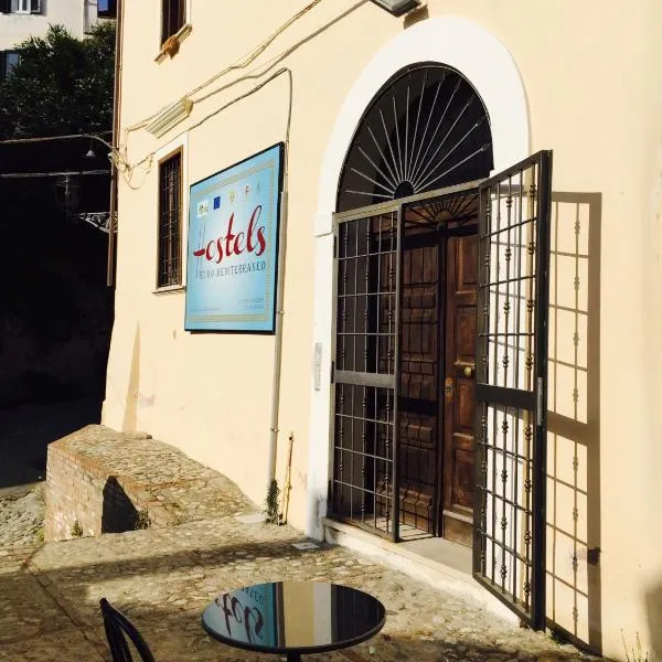 Hostels Euro Mediterraneo, hôtel à Rossano