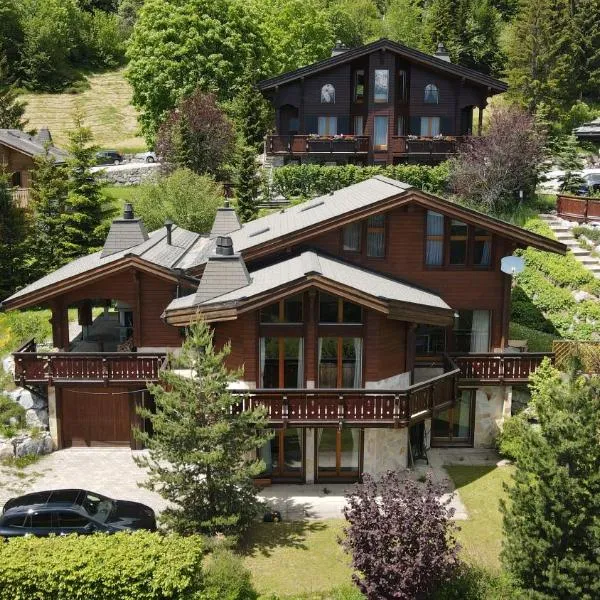 Grand chalet au centre, hotel v destinaci Anzere