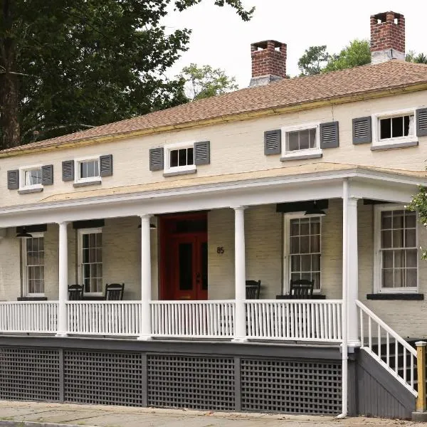 KIngston Carriage House, hotel v destinaci Kingston