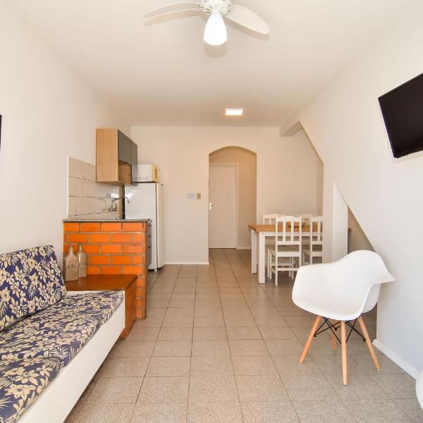 Beach Office nos Ingleses, 50 metros do Mar P2057