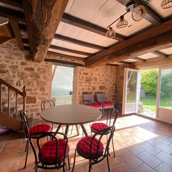 Gîte des Rochers, hotel v destinaci Lonlay-lʼAbbaye