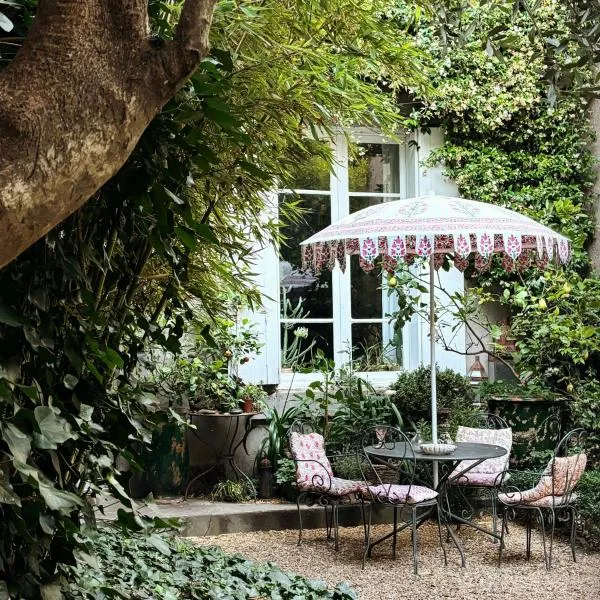 Le logis blanc bed&breakfast, hotel in Coursan