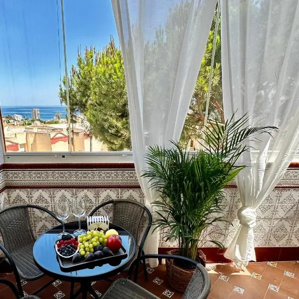 Budget-Apart Caronte in Riviera del Sol, Mijas Costa, hotel v destinácii Mijas Costa