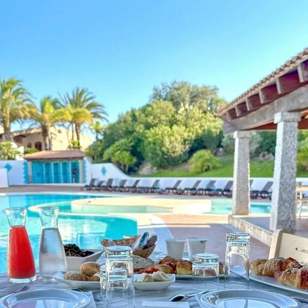Le Rocce Antiche Hotel Resort, hotel v destinaci SantʼAntìoco
