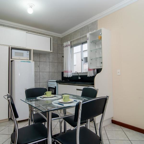 2 quadras da Praia em Jurerê, perto de tudo ZB5367