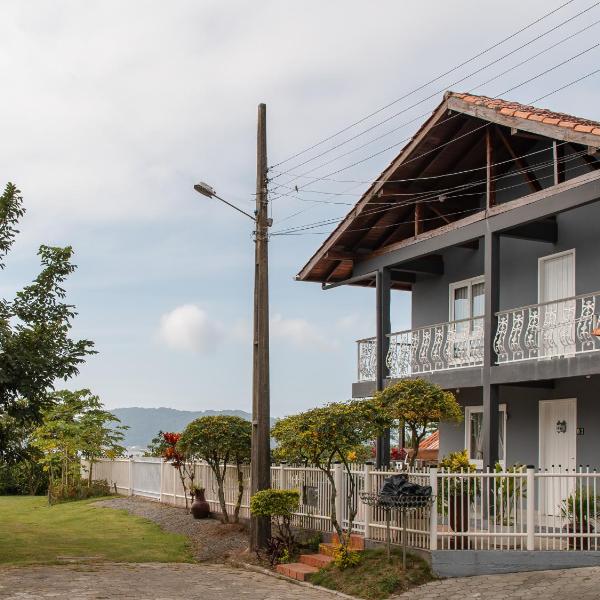 Unidade do térreo: casa à beira mar XJ6722