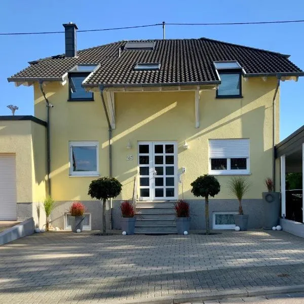 Gästehaus Backes, khách sạn ở Eppelborn