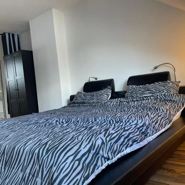Luxuriöses Zimmer 10min zum Universität Kassel，位于卡塞尔的酒店