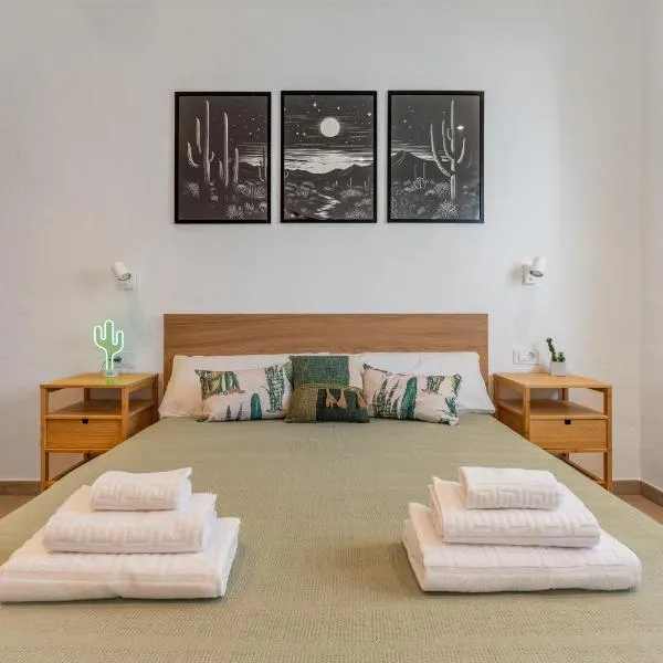 Casa Cactus โรงแรมในVillaverde