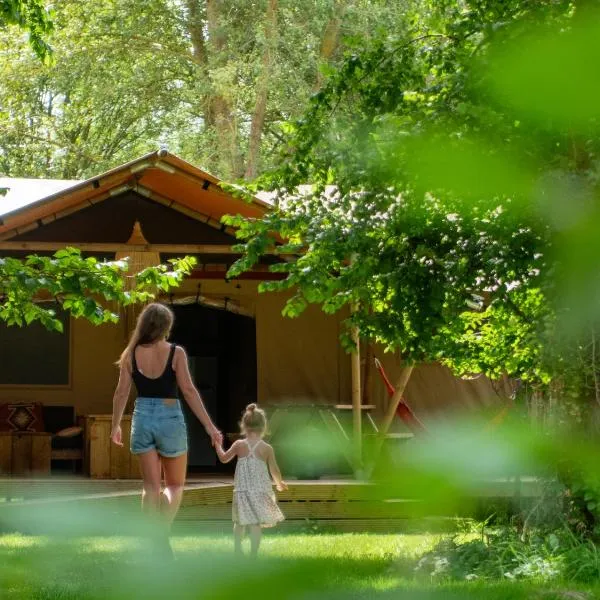 Ecolodges De Dreef, hótel í Renesse