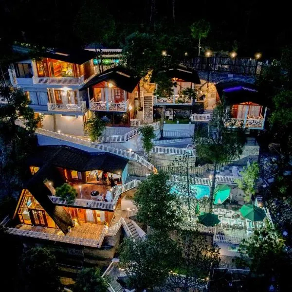Koro Treehouse Resort Luxury Wooden Cottages and Villas with Private Pool, hotel en Kasauli