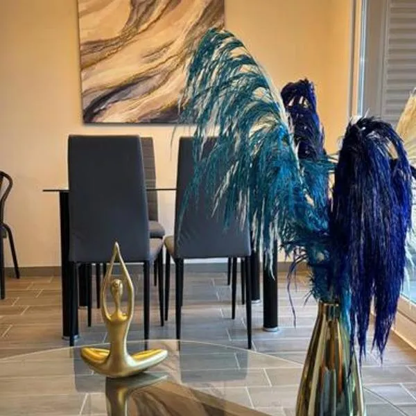 Depto amoblado Premium - Escapada Andina、サンティアゴのホテル