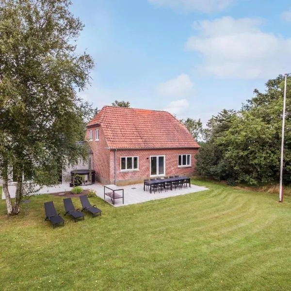 Beautiful Home In Varde With Kitchen، فندق في فاردي