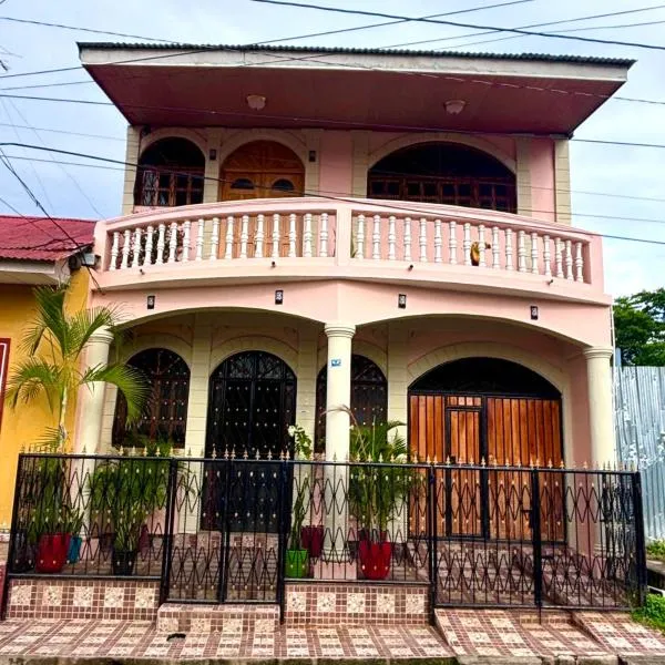 Granados Guest House, hotel in Granada