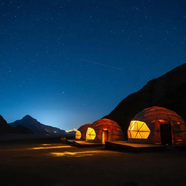 Wild Oryx Camp Bubbles, hotel in Wadi Rum