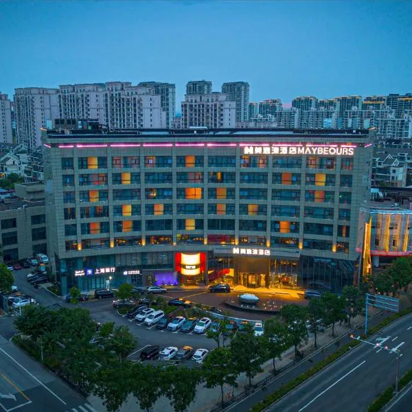 Shanghai Maybeours Hotel, hotel v destinaci Fengxian