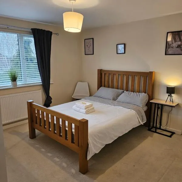 Guest Room stay in Dartford- Close to all amenities – hotel w mieście Dartford