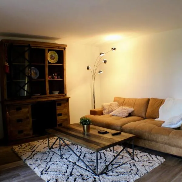 Luxuriöse und stilvolle Ferienwohnung in bester Lage von Fritzlar, hotel in Fritzlar