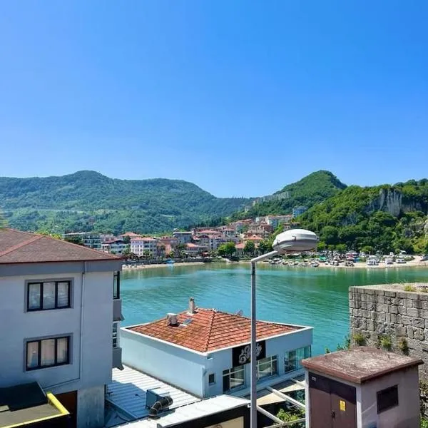Yaşar Marin Denizer Pansiyon, hotel Amasrában