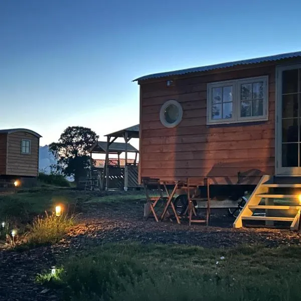 CountrysideShepherdshut WHottub、Umberleigh Bridgeのホテル