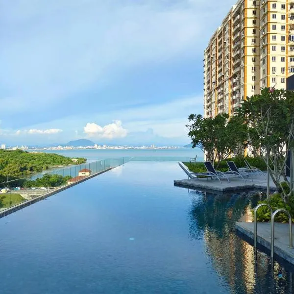 Urban Suites TWO Or THREE Bedroom Georgetown by ANC, hotel en Jelutong