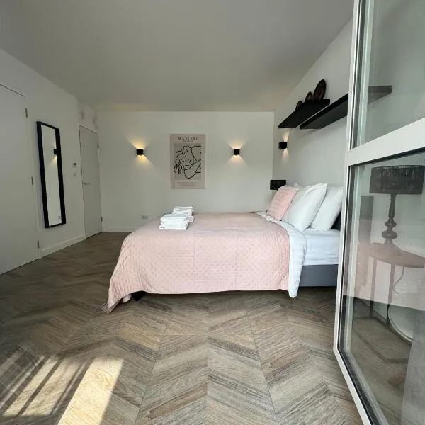 Homes by the C, viešbutis Zandvorte