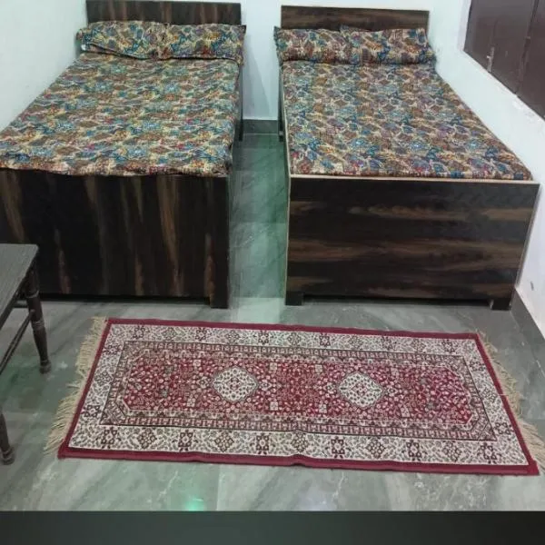 Laxman Guest House varanasi