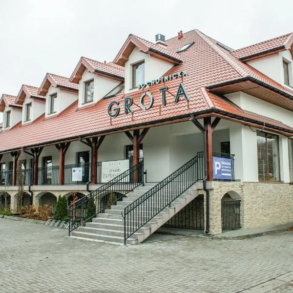 Grota Bochotnicka, hotel i Kazimierz Dolny