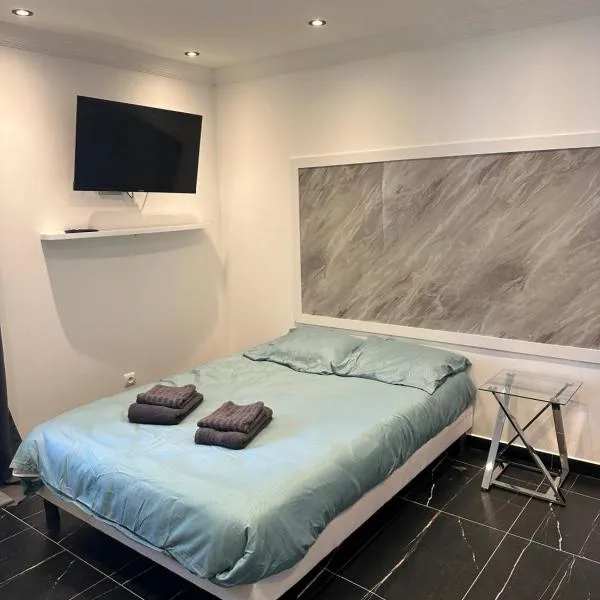 Appartement t1 aiguebelle, hotel v destinácii Randens