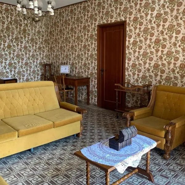 Guest house Natalina, готель у місті Джоїоза-Йоніка