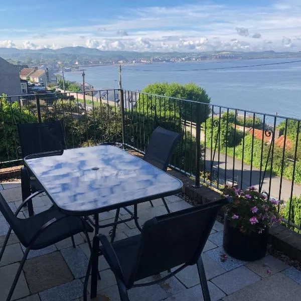 NEWCASTLE STUNNING SEA VIEW apartment absolute top quality over 500 of 5 star reviews You will not be disappointed, hotel di Widows Row