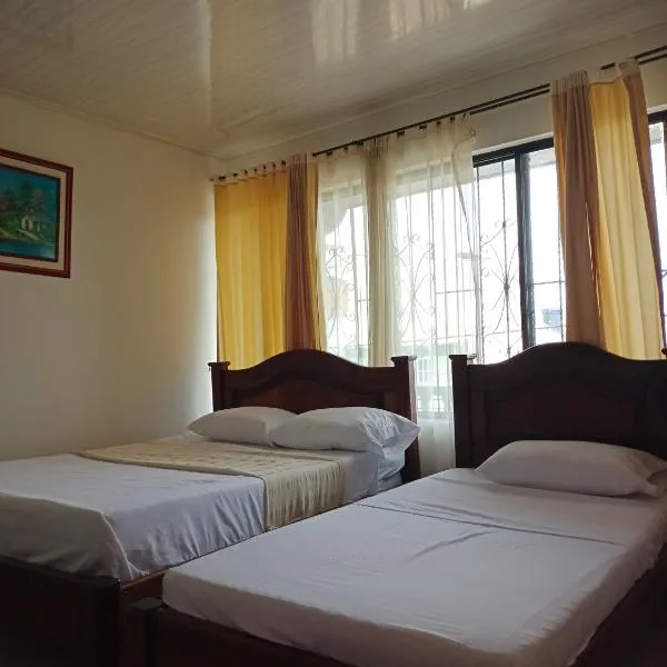 Hotel Unión, ξενοδοχείο σε Βιλιαβισένσιο