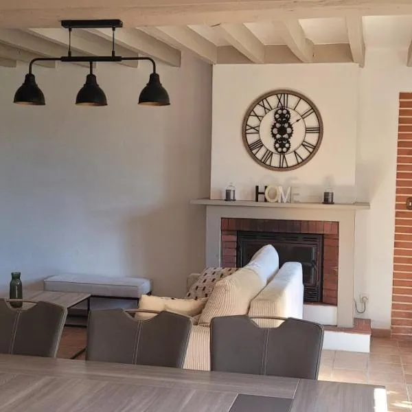 Gîte du gre-nael, hotel v destinaci Bonnée