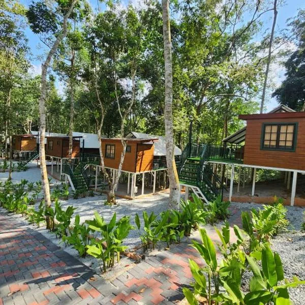 SkyTree Glamping, hotel v destinaci Batang Kali
