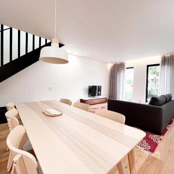 Modern, Charming, Spacious 3-Bedroom Retreat in Brooklyn with Rem-casa, hôtel à Brooklyn