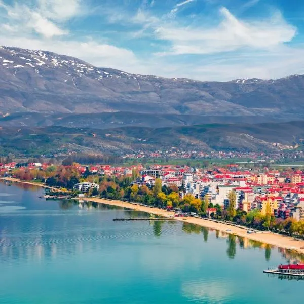 Progradec, Lake Ohrid, Albania, hotel v destinaci Pogradec