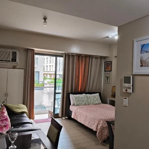 LDN Secret Crib 2F - Two Palm Tree Newport City, hotel a Manila