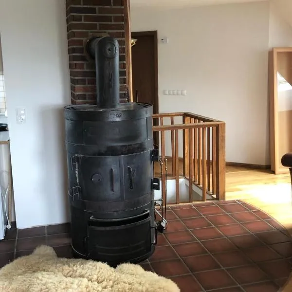 Neu renovierte Wohnung in Alter Schule, hotel v destinaci Hattgenstein