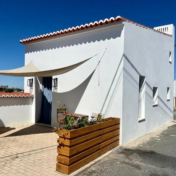 Cantinho das Marias AL, hotel v destinaci Mértola