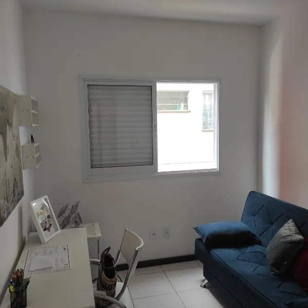 Apt aconchegante, moderno e amplo, hôtel à Itajubá