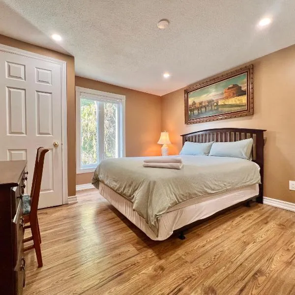 Cozy Home Near Transit & Hillcrest Mall with Free Parking, hotel v destinaci Richmond Hill