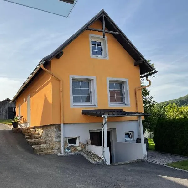 Ferienhaus Familie Lebbing, hotel in Bad Gleichenberg