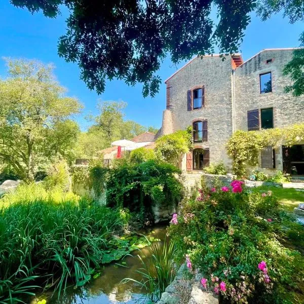 Le moulin du Guy, proche du Puy duFou, hotel em La Ménie