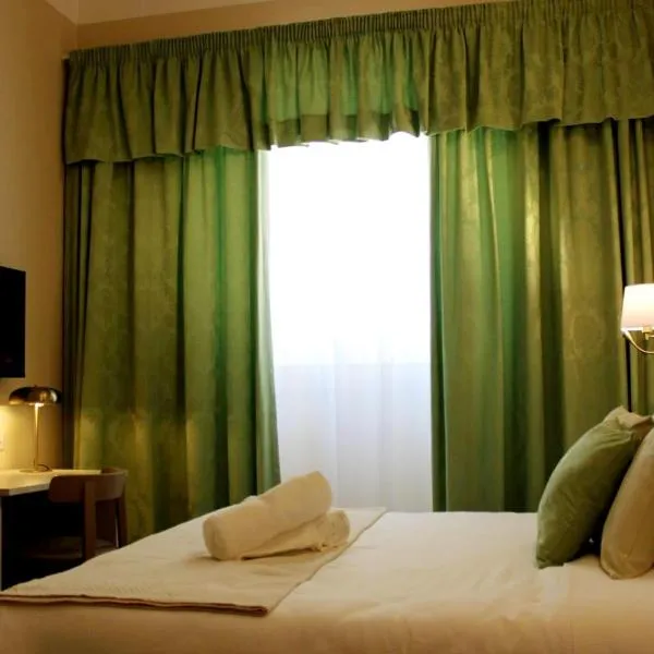 North Lodge by PetitChic, hotel in Mellieħa