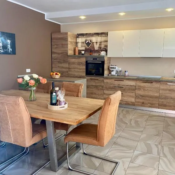 SUN Apartment, ξενοδοχείο σε Dobrinj