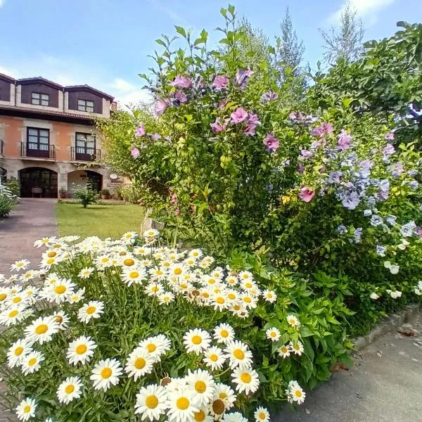 Picos de Europa Suites and Rooms, hotel v destinaci Turieno