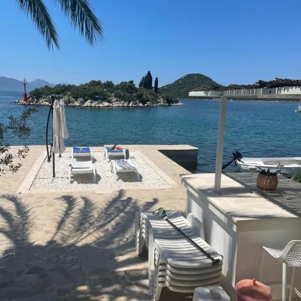 Apartment Ema, hotel v destinaci Blace